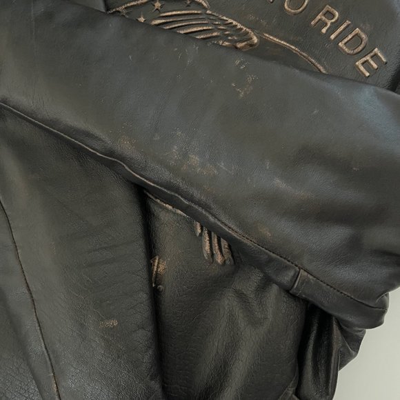 Harley-Davidson Black Leather Jacket - Picture 10 of 12